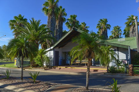 Desert Palms Alice Springs - Sydney 4u 2