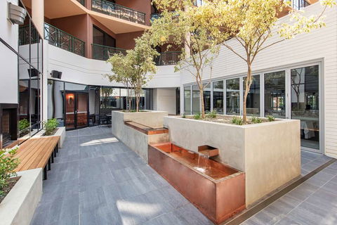Amora Hotel Riverwalk Melbourne - Sydney 4u 2