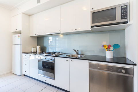 Astra Apartments Sydney CBD - Sydney 4u 2