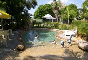 Toowong Villas - Sydney 4u 1