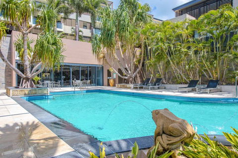 Mirage Whitsundays - Sydney 4u 2