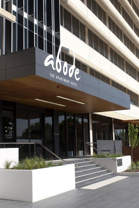 Abode Woden - Sydney 4u 0