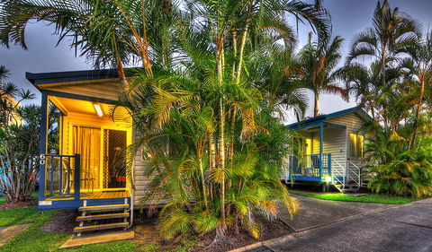 Alex Beach Cabins & Tourist Park - Sydney 4u 0