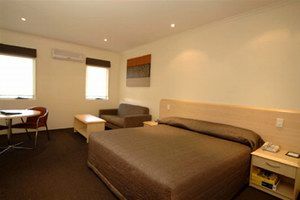 Red Bridge Motor Inn - Accommodation Sydney 1