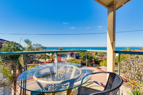 Aqualuna Beach Resort - Sydney 4u 0