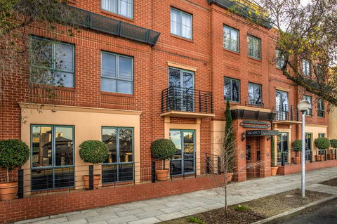 Majestic Tynte Street Apartments - Accommodation Sydney 1