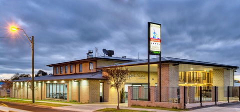Aastro Dish Motor Inn - Sydney 4u 0