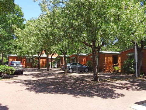 Adelaide Caravan Park - Sydney 4u 2