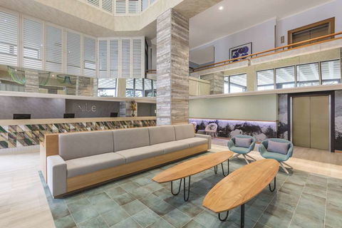 Vibe Hotel Gold Coast - Sydney 4u 0