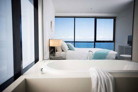 Mantra Circle On Cavill - Accommodation Sydney 1