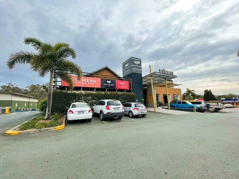 Nightcap At Hinterland Hotel - Sydney 4u 0