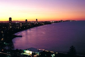 Gemini Court Holiday Apartments - Sydney 4u 2