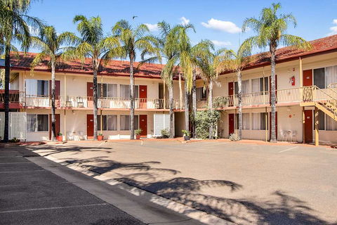 Econo Lodge Griffith Motor Inn - Sydney 4u 2