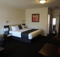 Charles Sturt Suites - Sydney Resort