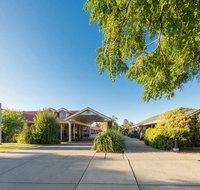 Best Western Ambassador Inn - Sydney Resort