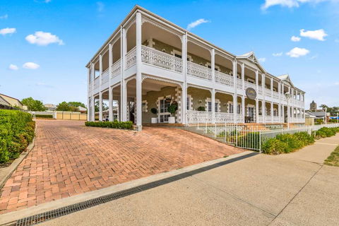Quality Inn Ashby House Tamworth - Sydney 4u 1