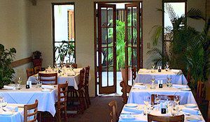 Great Eastern Motor Inn - Sydney 4u 2