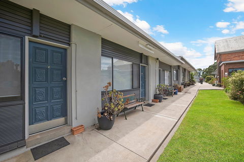 Hamilton Lakeside Motel - Sydney 4u 0
