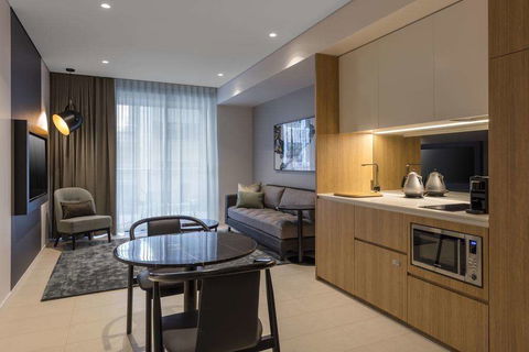 SKYE Suites Sydney - Accommodation Sydney 0