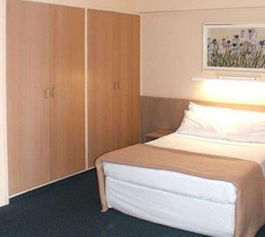 Metropolitan Motor Inn - Accommodation Sydney 0