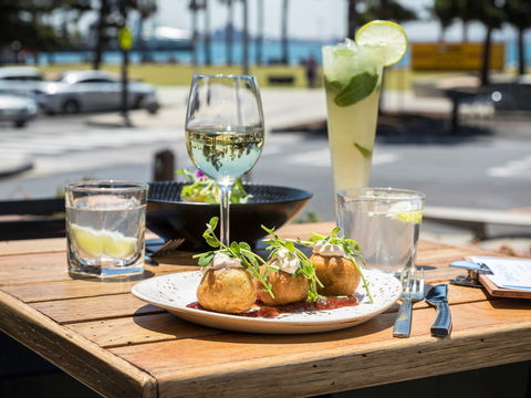 Novotel Geelong - Sydney 4u 2