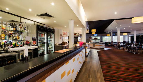 Nightcap At Gateway Hotel - Sydney 4u 6