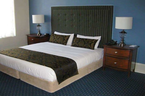 Club Wyndham-Trademark Collection - Sydney 4u 7