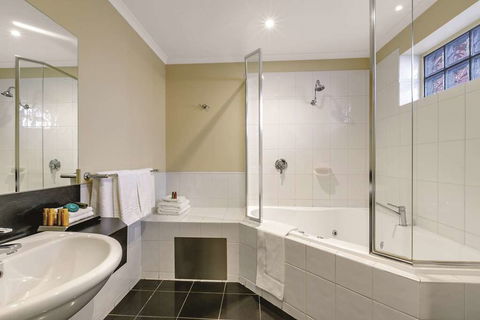 Lake Inn Ballarat - Sydney 4u 16