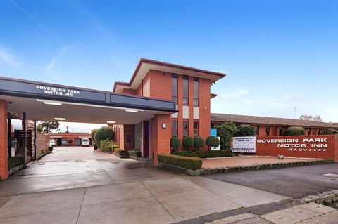 Sovereign Park Motor Inn - Sydney 4u 0