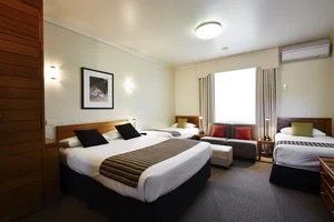 Sovereign Park Motor Inn - Sydney 4u 5
