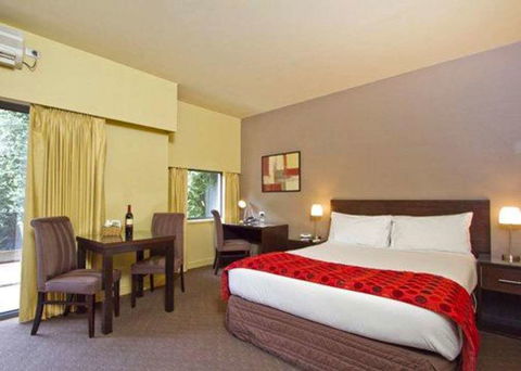 Comfort Inn & Suites City Views - Sydney 4u 2