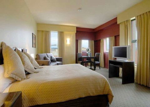 Comfort Inn & Suites City Views - Sydney 4u 9