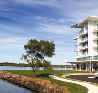 Ramada Hotel  Suites Ballina - Sydney 4u