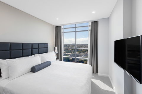 Meriton Serviced Apartments North Sydney - Sydney 4u 7