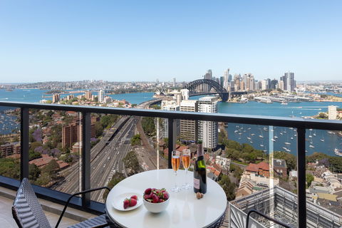 Meriton Serviced Apartments North Sydney - Sydney 4u 13