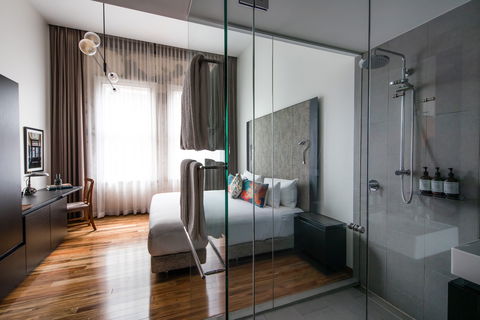 The Old Clare Hotel - Sydney 4u 9