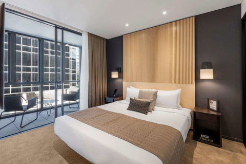 SKYE Suites Sydney - Sydney 4u 3