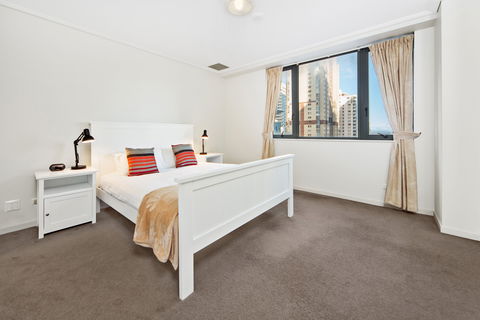 Astra Sydney CBD Pitt Street - Sydney 4u 4