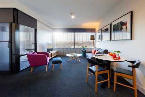 East Hotel - Sydney 4u 7
