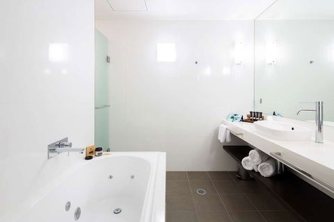 East Hotel - Sydney 4u 14