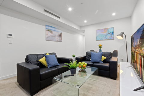 Astra Apartments Parramatta - Skyrise - Sydney 4u 4