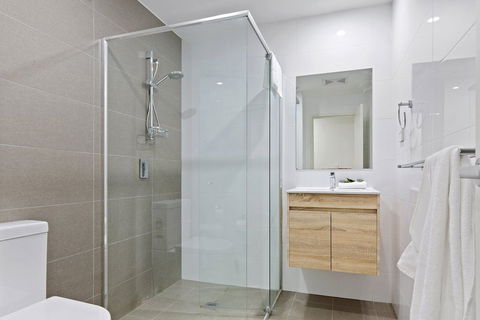 Astra Apartments Parramatta - Skyrise - Sydney 4u 5