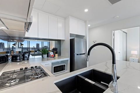 Astra Apartments Parramatta - Skyrise - Sydney 4u 6