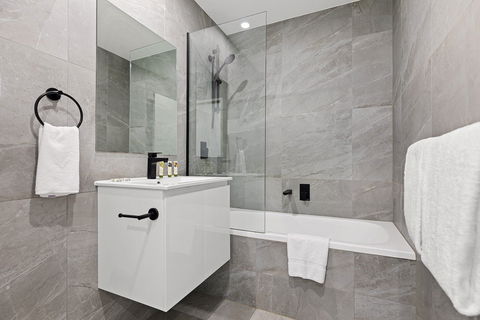 Astra Apartments Parramatta - Skyrise - Sydney 4u 11