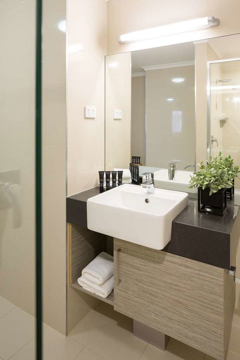 H On Smith Hotel - Accommodation Sydney 7