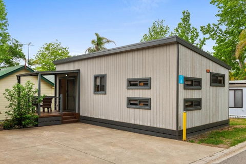 Discovery Parks Lake Hume - Sydney 4u 1