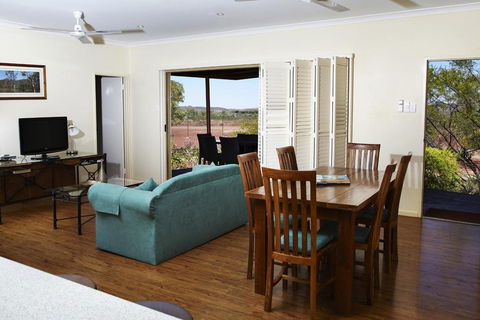 Kimberley Hotel - Sydney 4u 2