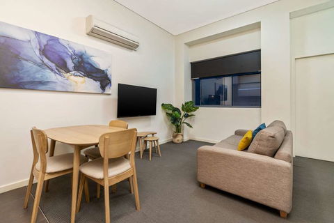 Terminus Apartment Hotel, Ascend Coll - Accommodation Sydney 2