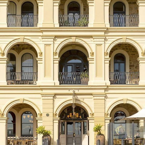 Largs Pier Hotel - Sydney 4u 1