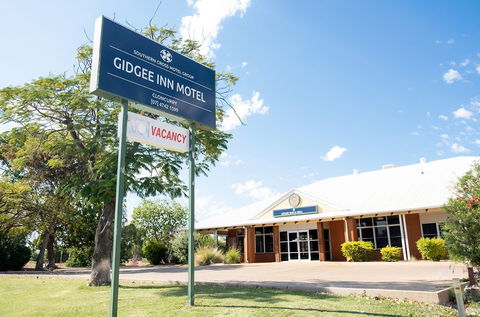 Gidgee Inn - Sydney 4u 0